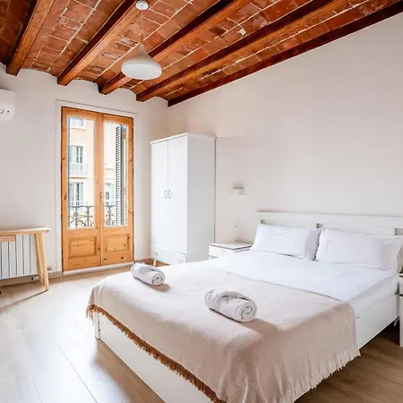Huge And Modern 4 Bedroom Next To Paseo De Gracia *
